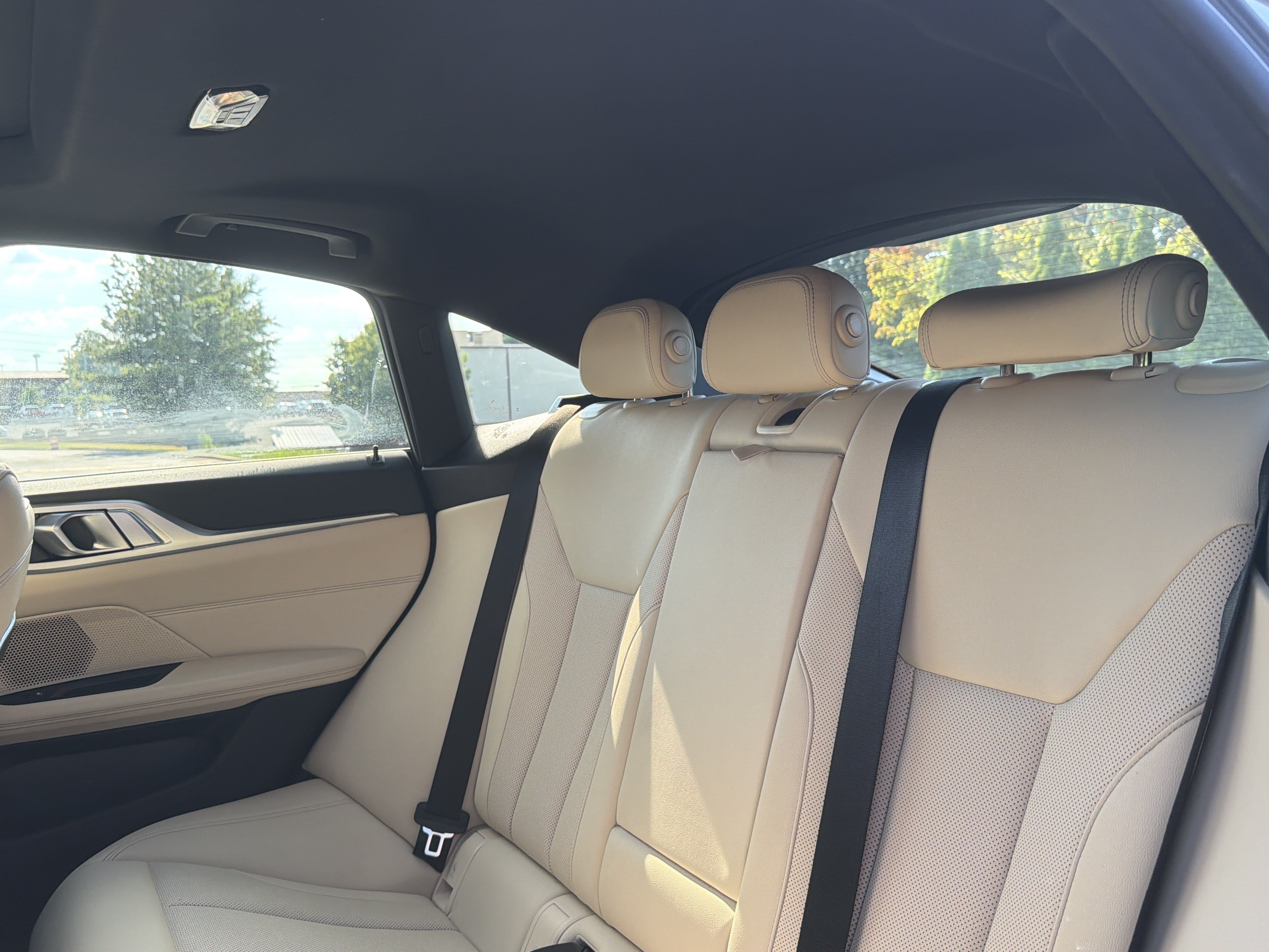 Used 2023 BMW i4 eDrive40 w/ Premium Package RWD image 9