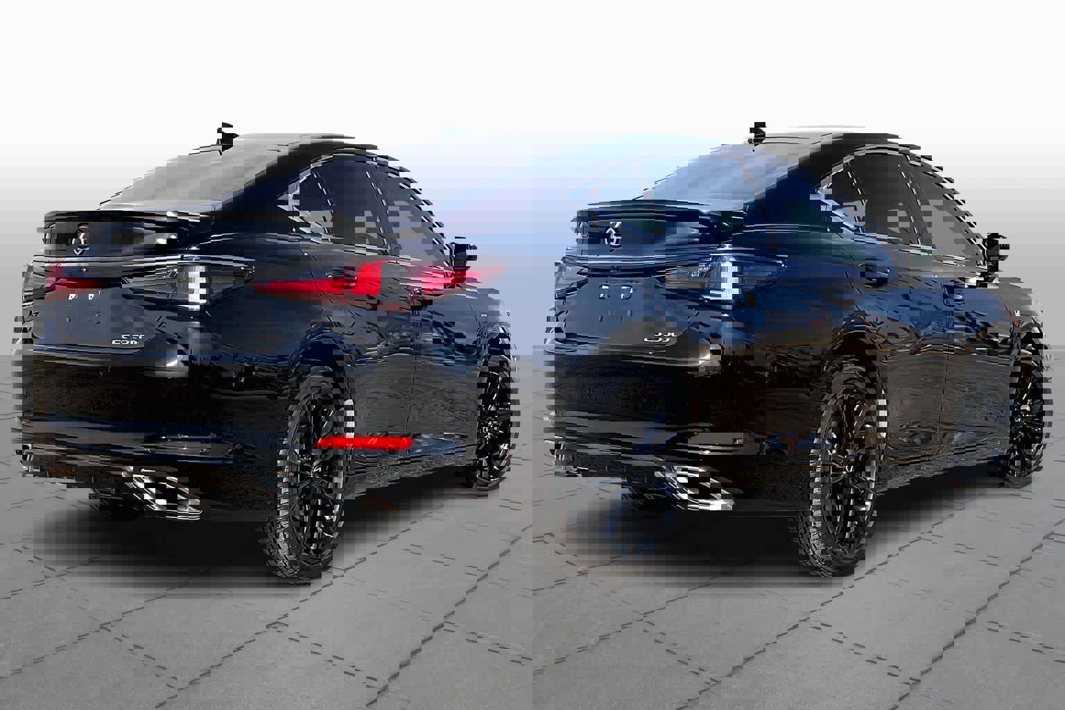 Used 2023 Lexus ES 350 F Sport w/ Accessory Package (Z2) image 13