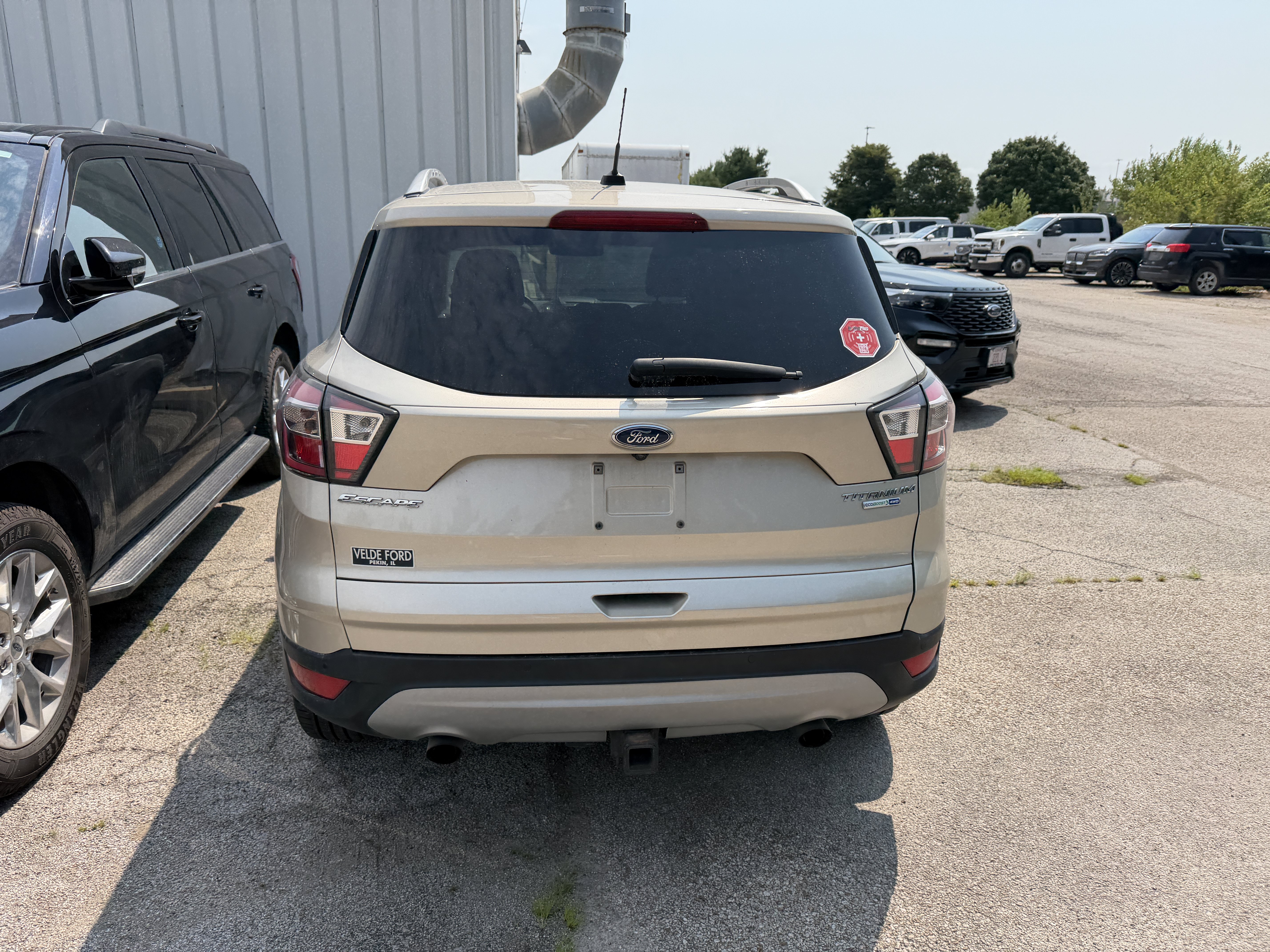 Used 2017 Ford Escape Titanium AWD/4WD image 9