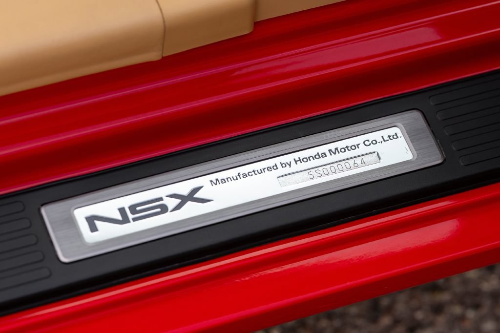 Used 2005 Acura NSX T RWD image 29