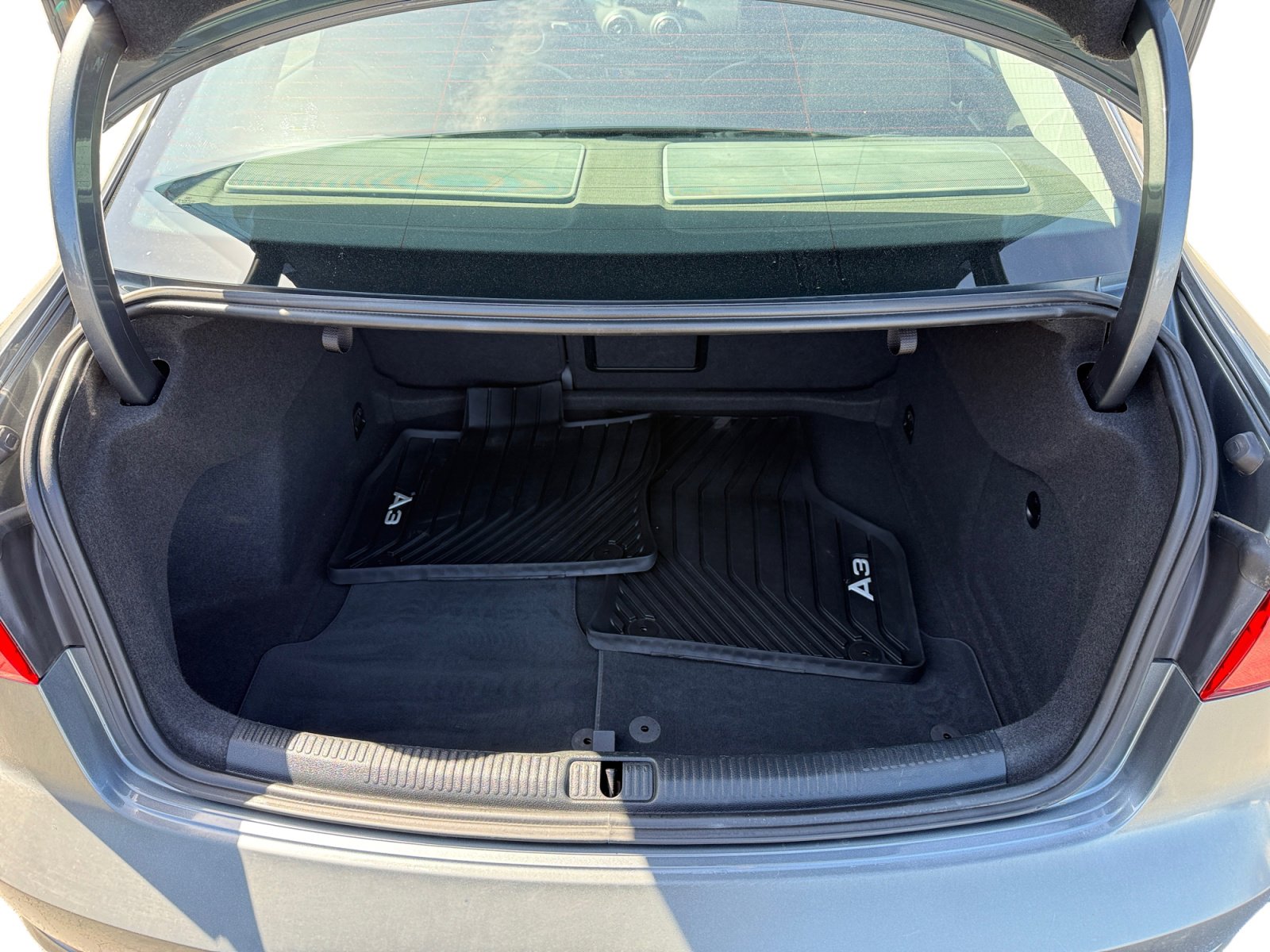 Used 2015 Audi A3 TDI Premium w/ Audi MMI Navigation Plus image 17