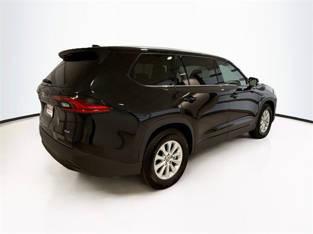 Certified 2025 Toyota Grand Highlander XLE image 6