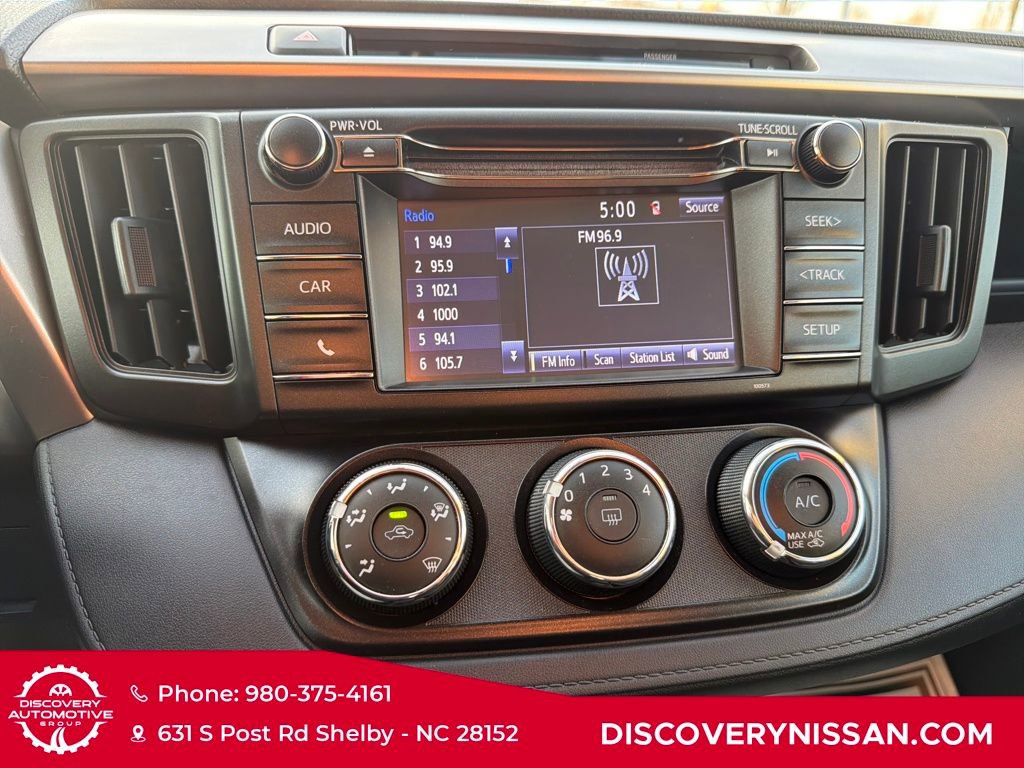 Used 2016 Toyota RAV4 LE image 17