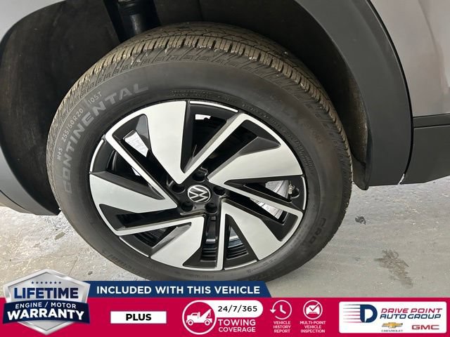 Used 2025 Volkswagen Atlas SE AWD/4WD image 11