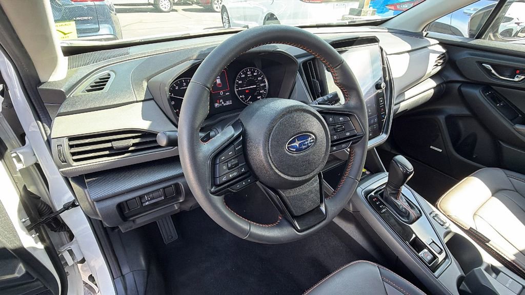Used 2025 Subaru Crosstrek 2.5i Limited AWD/4WD image 32