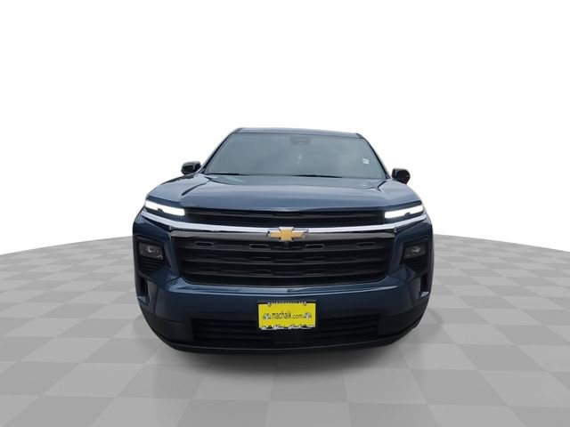 Used 2024 Chevrolet Traverse LS FWD image 3