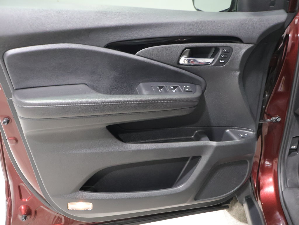 Used 2019 Honda Passport Touring image 13