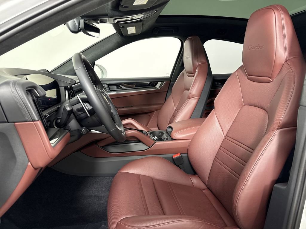 Certified 2024 Porsche Cayenne Turbo image 5