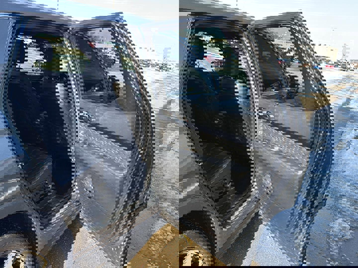 Used 2022 Hyundai Palisade Calligraphy w/ Winter Package image 21