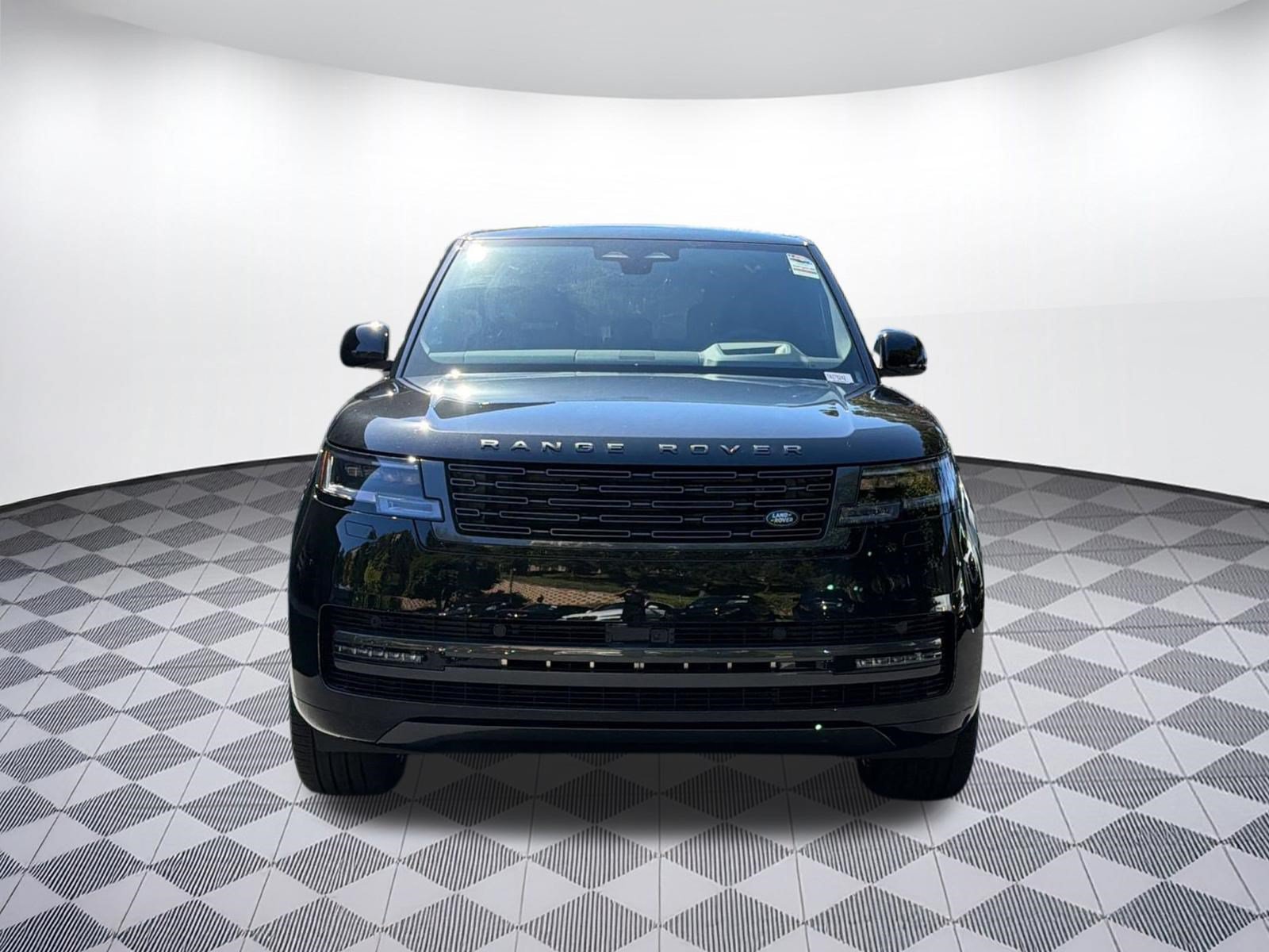 New 2026 Land Rover Range Rover Long Wheelbase SE AWD/4WD image 6
