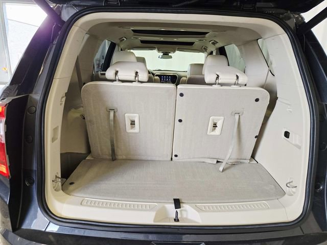 Used 2022 GMC Acadia Denali w/ LPO, Floor Liner Package image 11