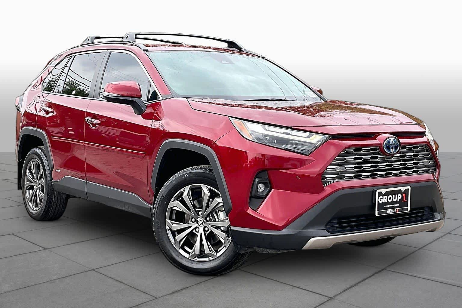 Used 2024 Toyota RAV4 Limited AWD/4WD image 2