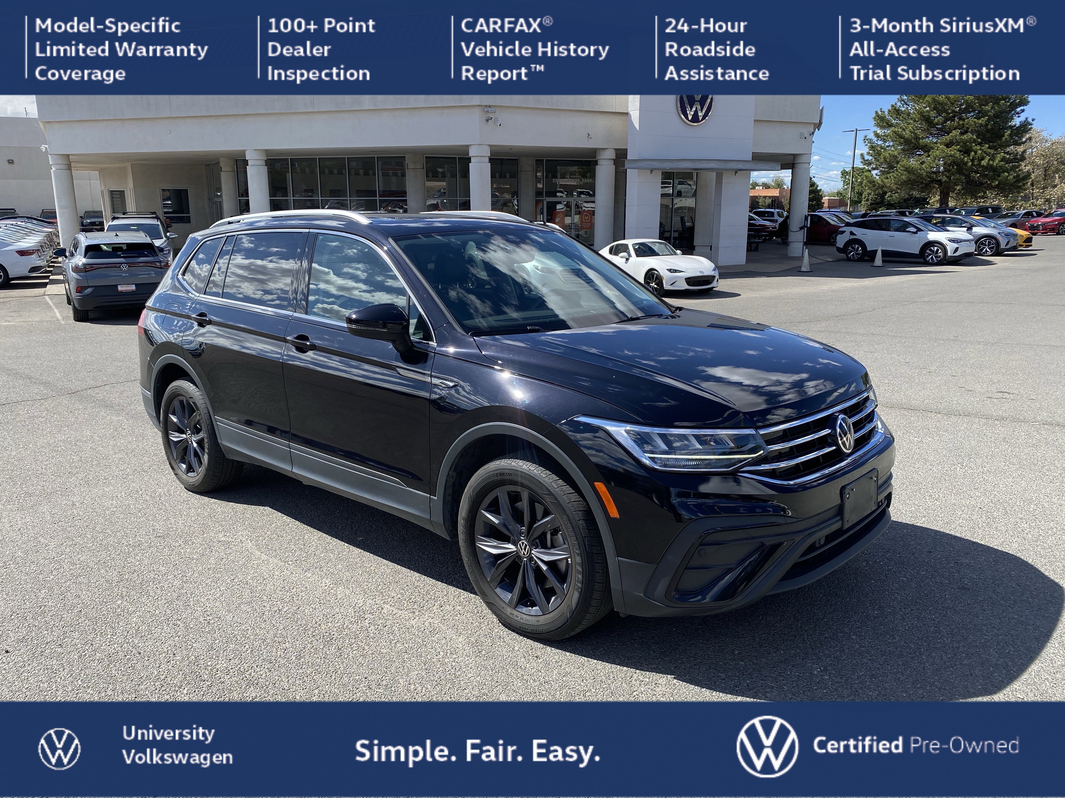 Used 2022 Volkswagen Tiguan SE w/ Panoramic Sunroof Package FWD image 1