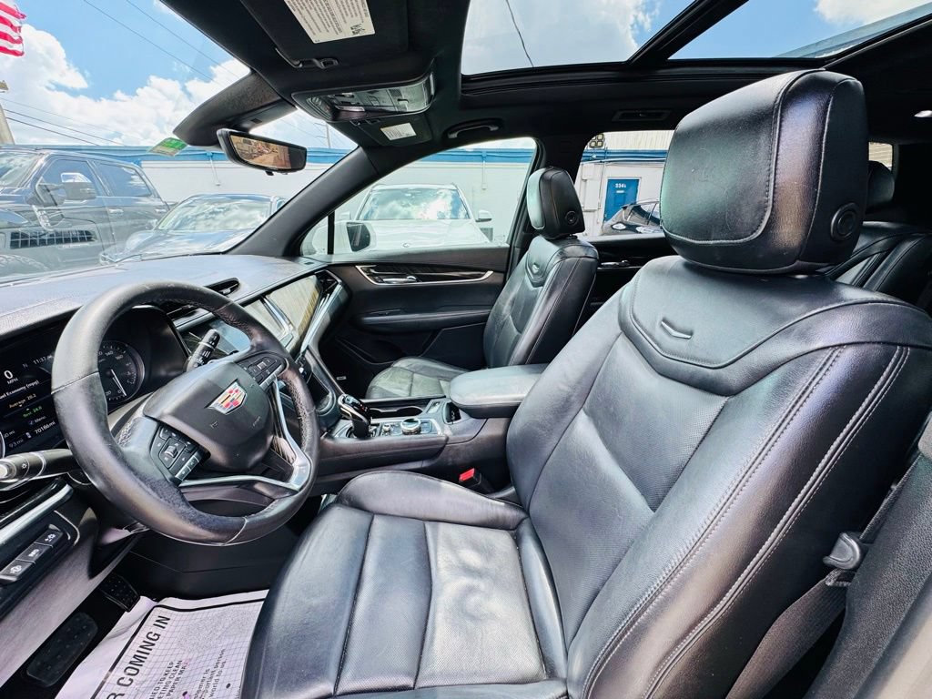 Used 2020 Cadillac XT6 Premium Luxury FWD image 12