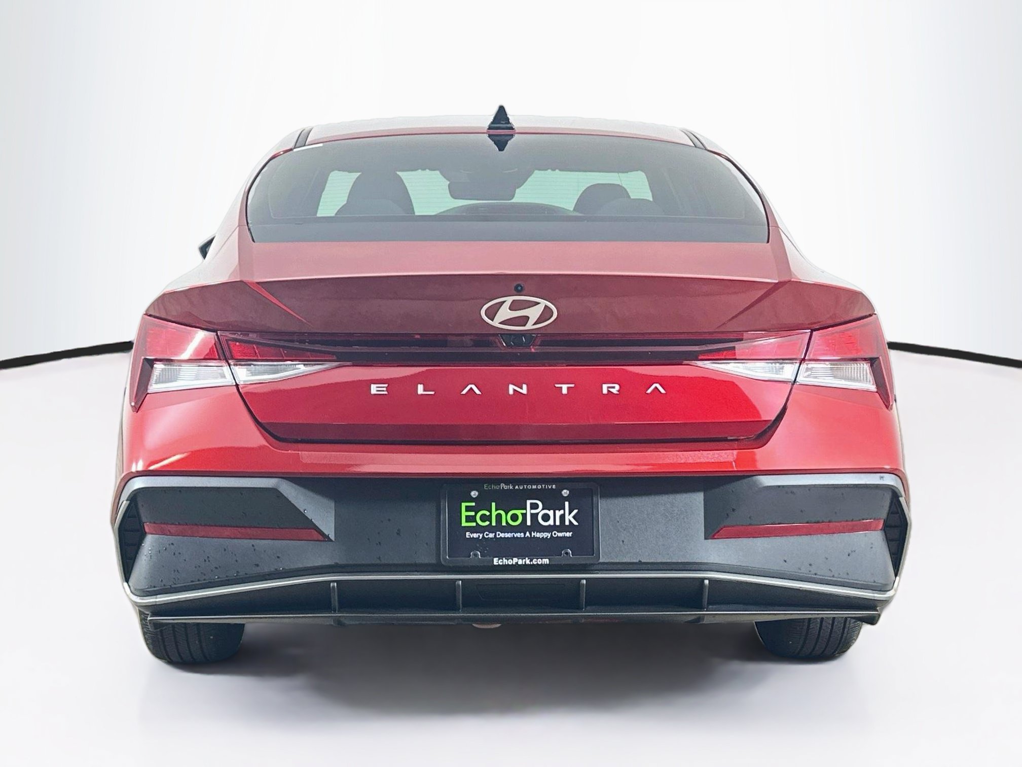 Used 2024 Hyundai Elantra SEL FWD image 7
