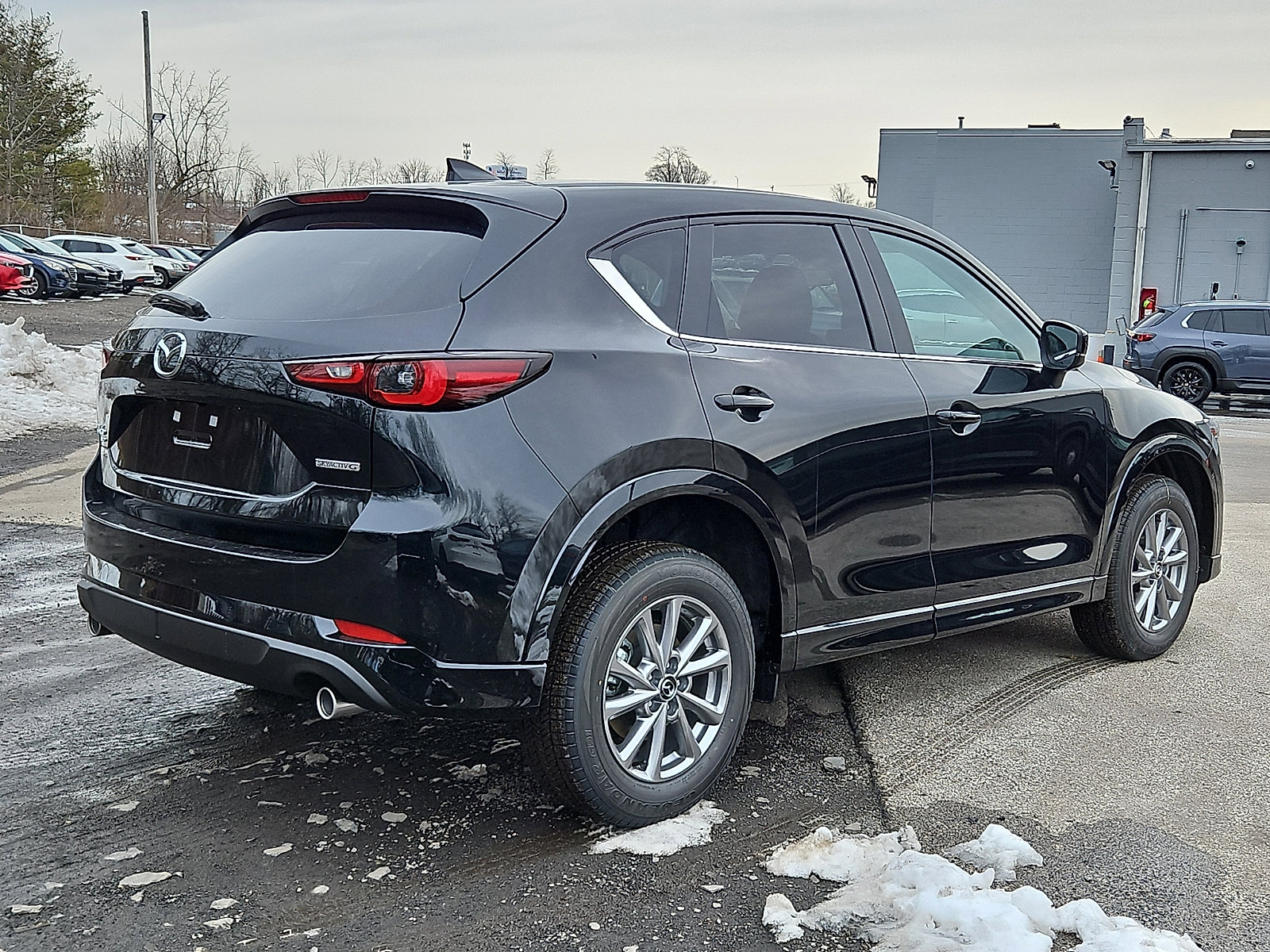 New 2025 MAZDA CX-5 AWD 2.5 S w/ Select Package image 6