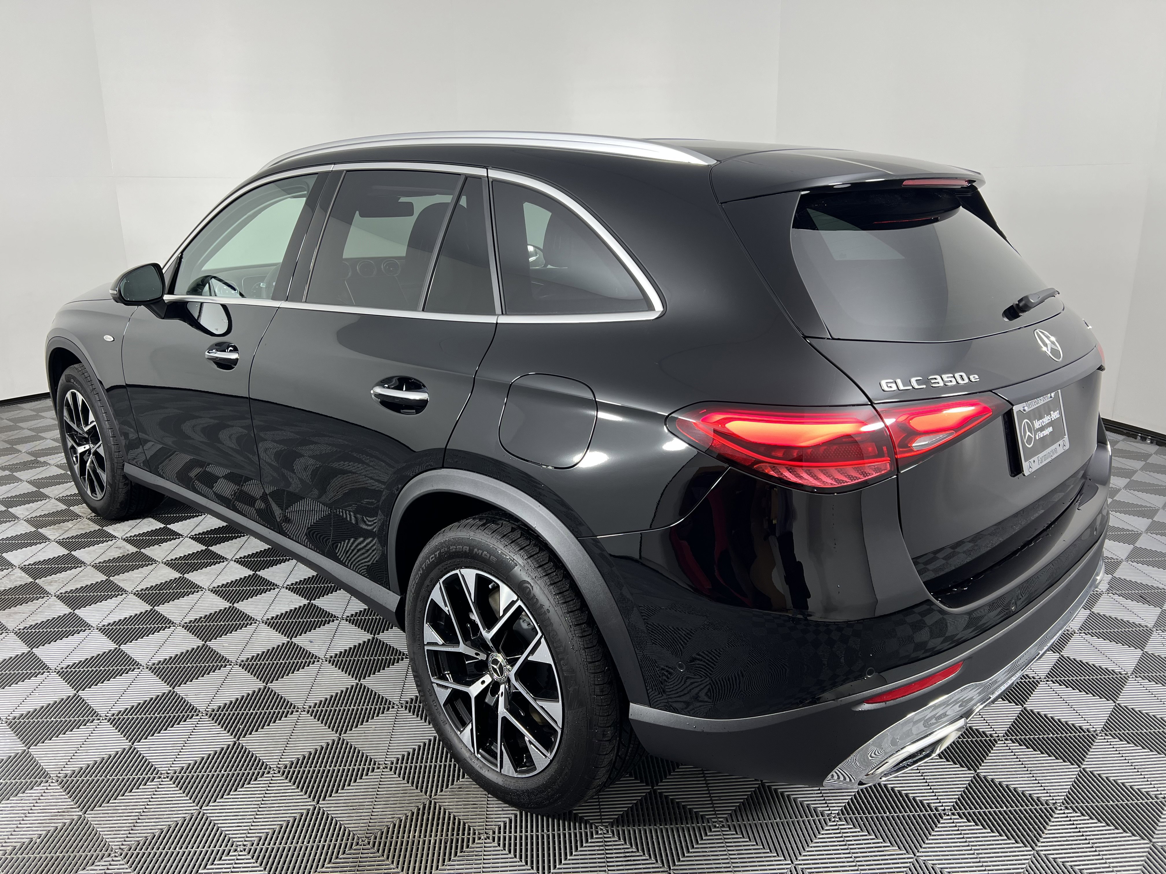 New 2025 Mercedes-Benz GLC 350e 4MATIC image 10