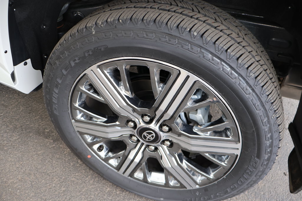 Certified 2026 Toyota Sequoia Capstone AWD/4WD image 77