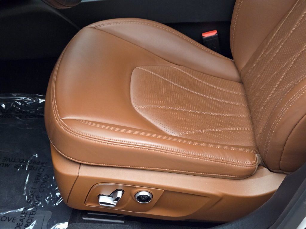 Certified 2023 Maserati Ghibli Modena RWD image 32