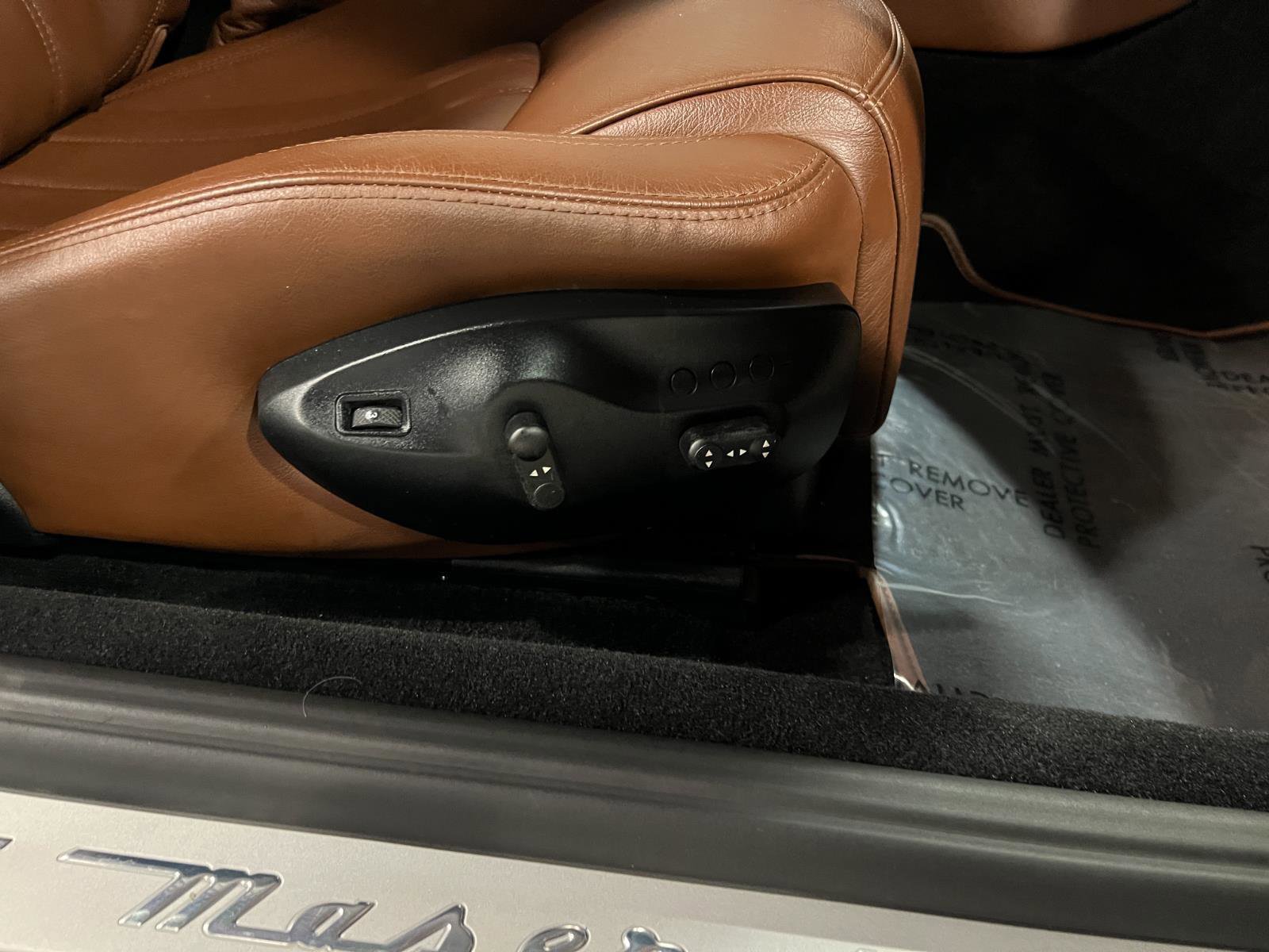 Used 2010 Maserati GranTurismo S image 30