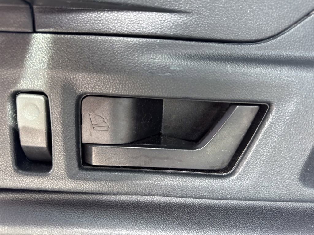 Used 2022 Subaru Outback Touring XT image 16