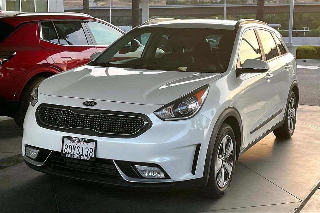 Used 2018 Kia Niro EX FWD image 1