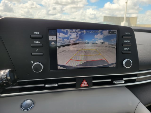 New 2026 Hyundai Elantra SEL Sport FWD image 16