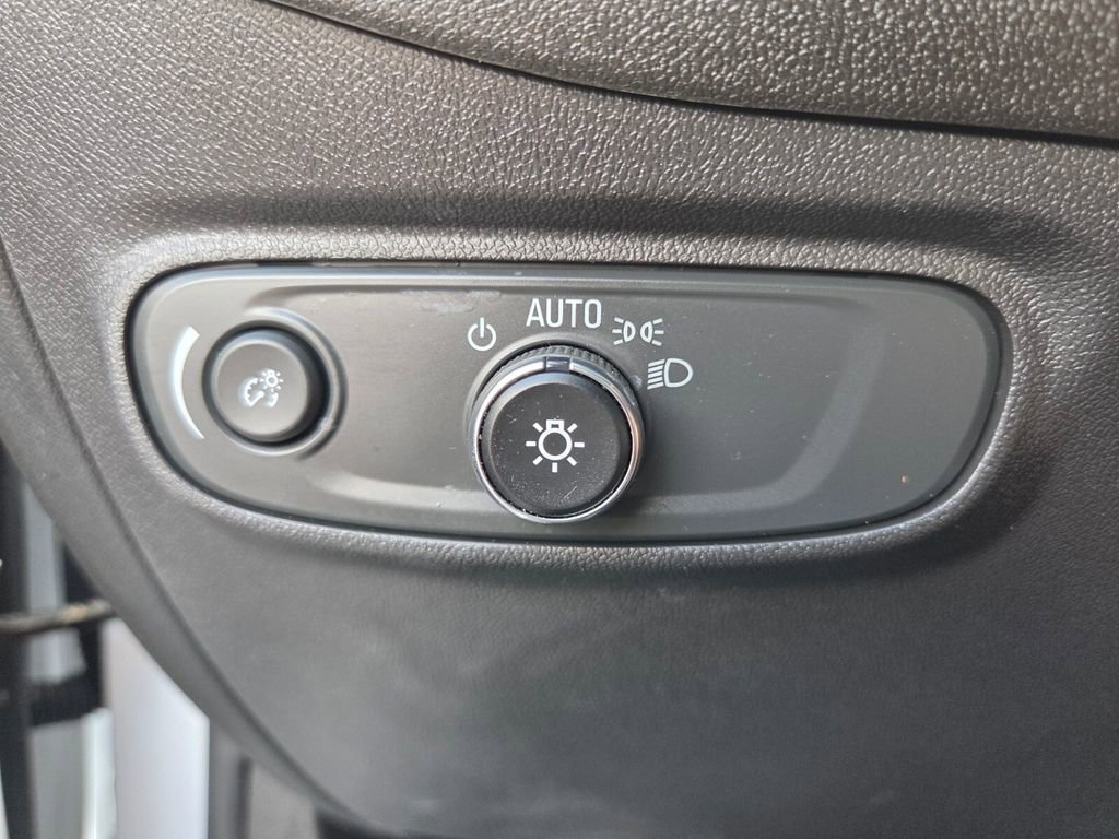 Certified 2024 Chevrolet Equinox LS w/ Sport Edition FWD image 21