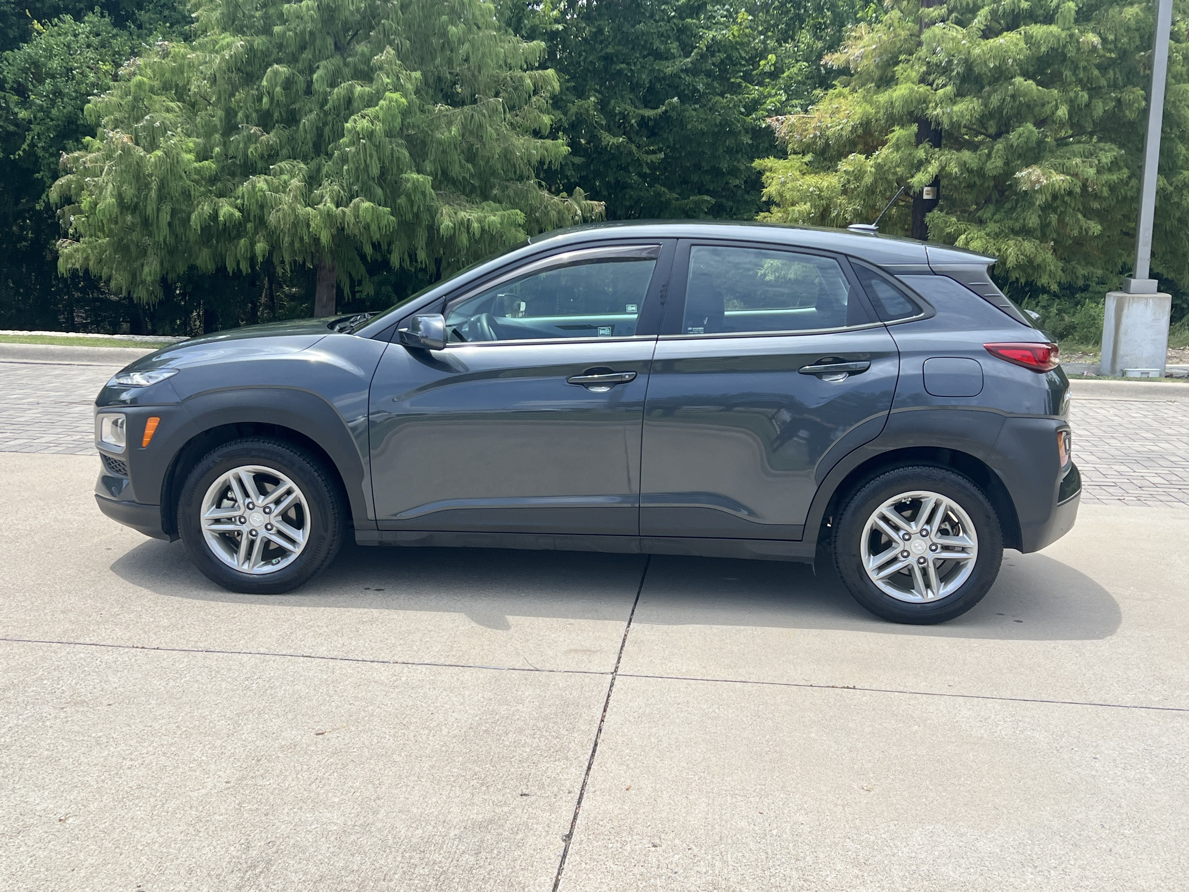 Used 2020 Hyundai Kona SE FWD image 6