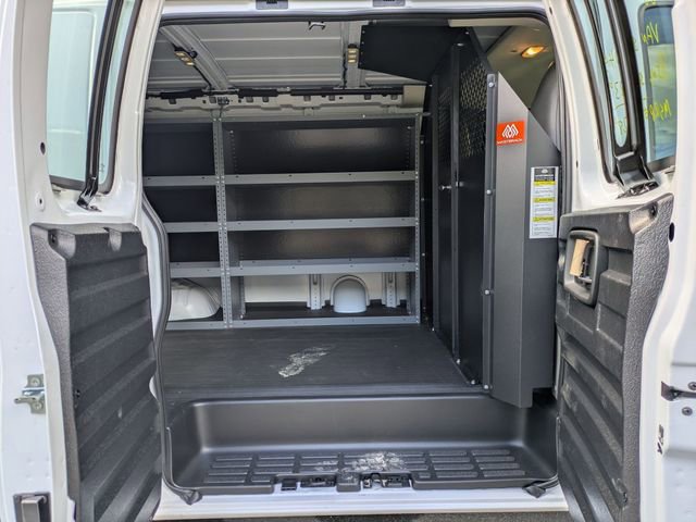 New 2026 Chevrolet Express 2500 w/ Driver Convenience Package RWD image 23