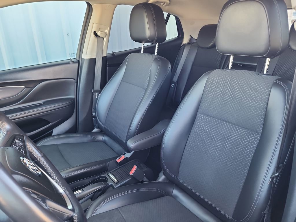 Used 2022 Buick Encore Preferred w/ Safety Package image 15