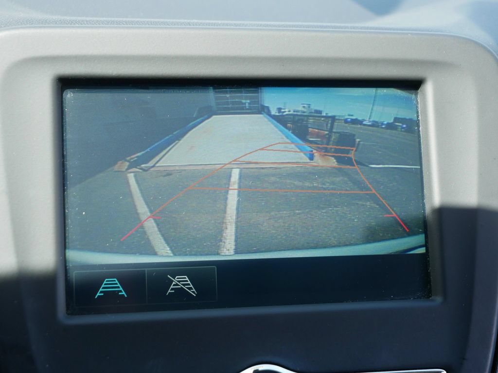 Used 2018 Chevrolet Equinox LT FWD image 25