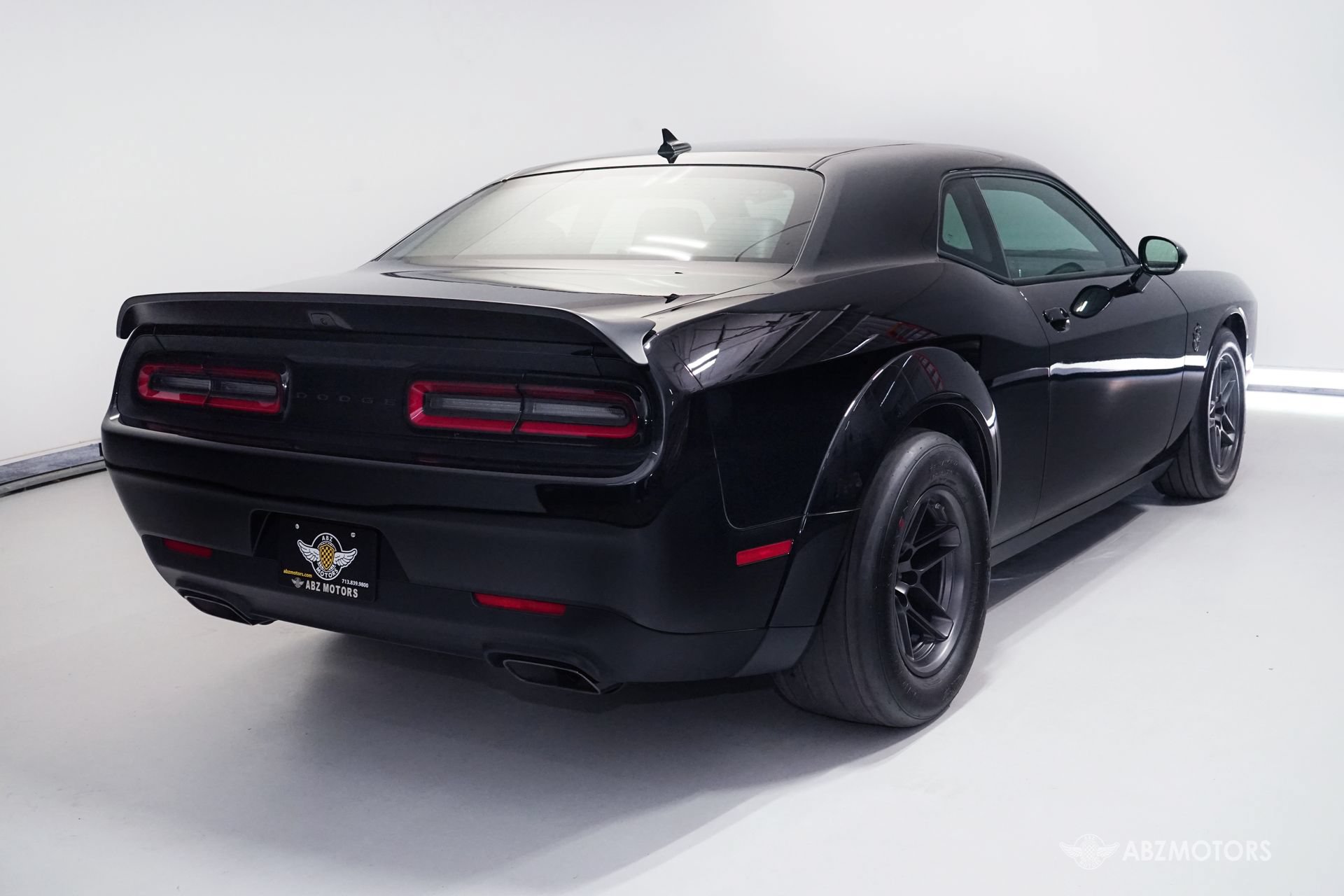 Used 2023 Dodge Challenger SRT Hellcat Redeye RWD image 5