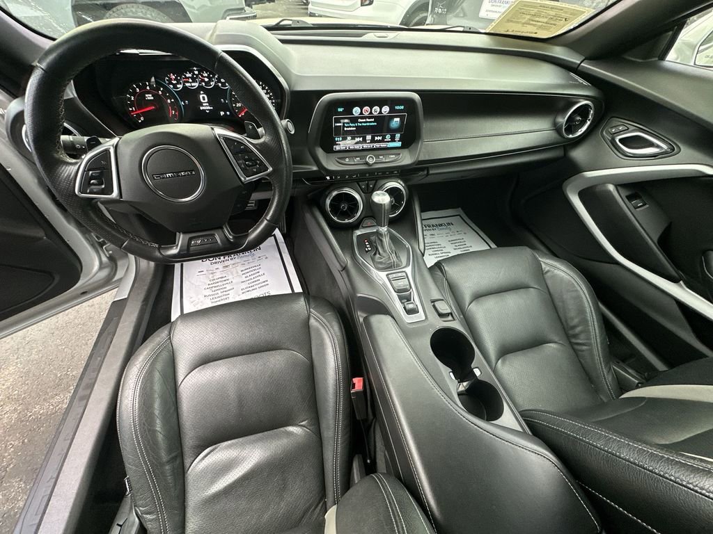Used 2017 Chevrolet Camaro SS image 20