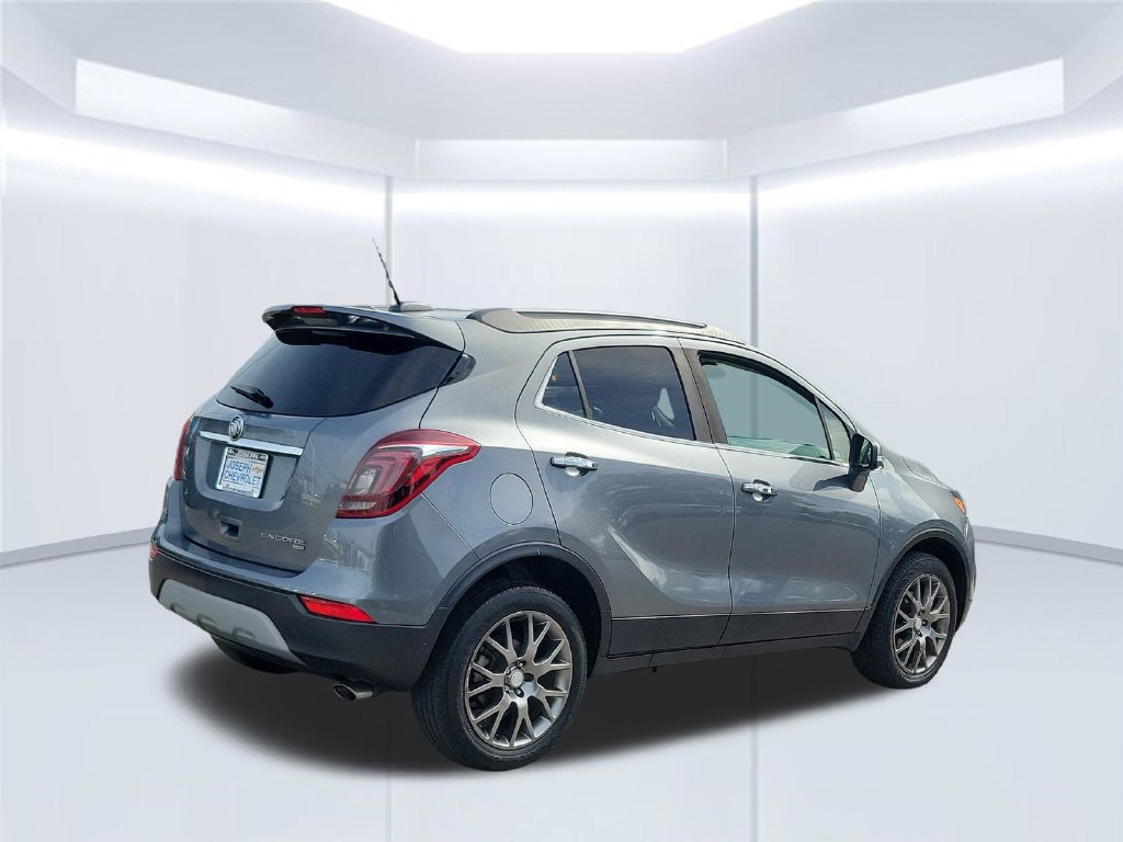 Used 2019 Buick Encore Sport Touring AWD/4WD image 5