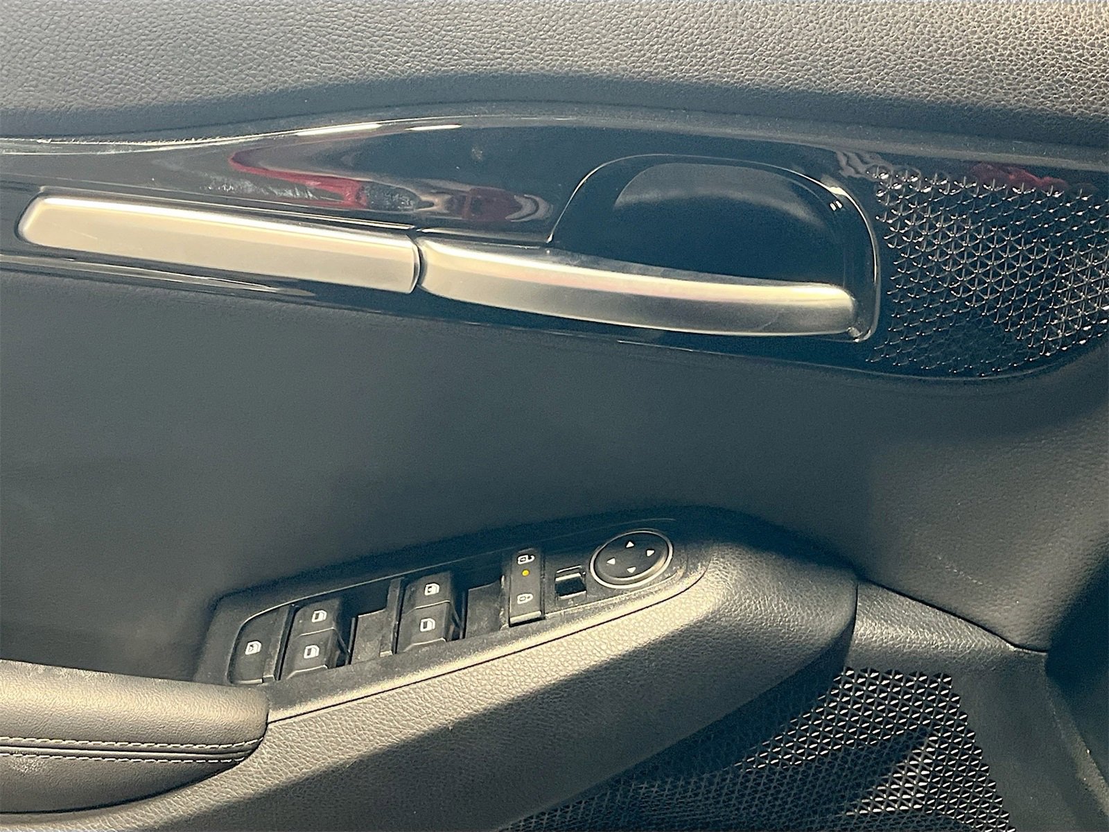 Used 2024 Kia Seltos S image 18