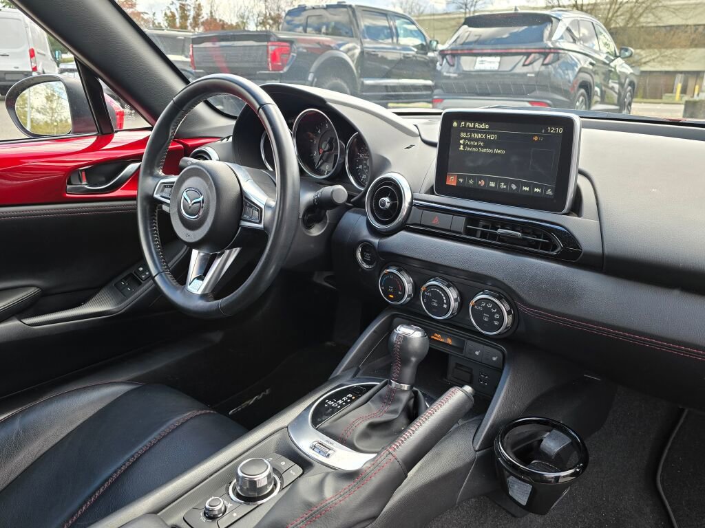 Used 2016 MAZDA MX-5 Miata Grand Touring RWD image 10