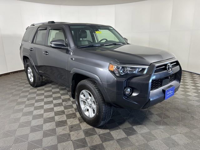 Used 2023 Toyota 4Runner SR5 Premium w/ SR5 Premium Package AWD/4WD image 1