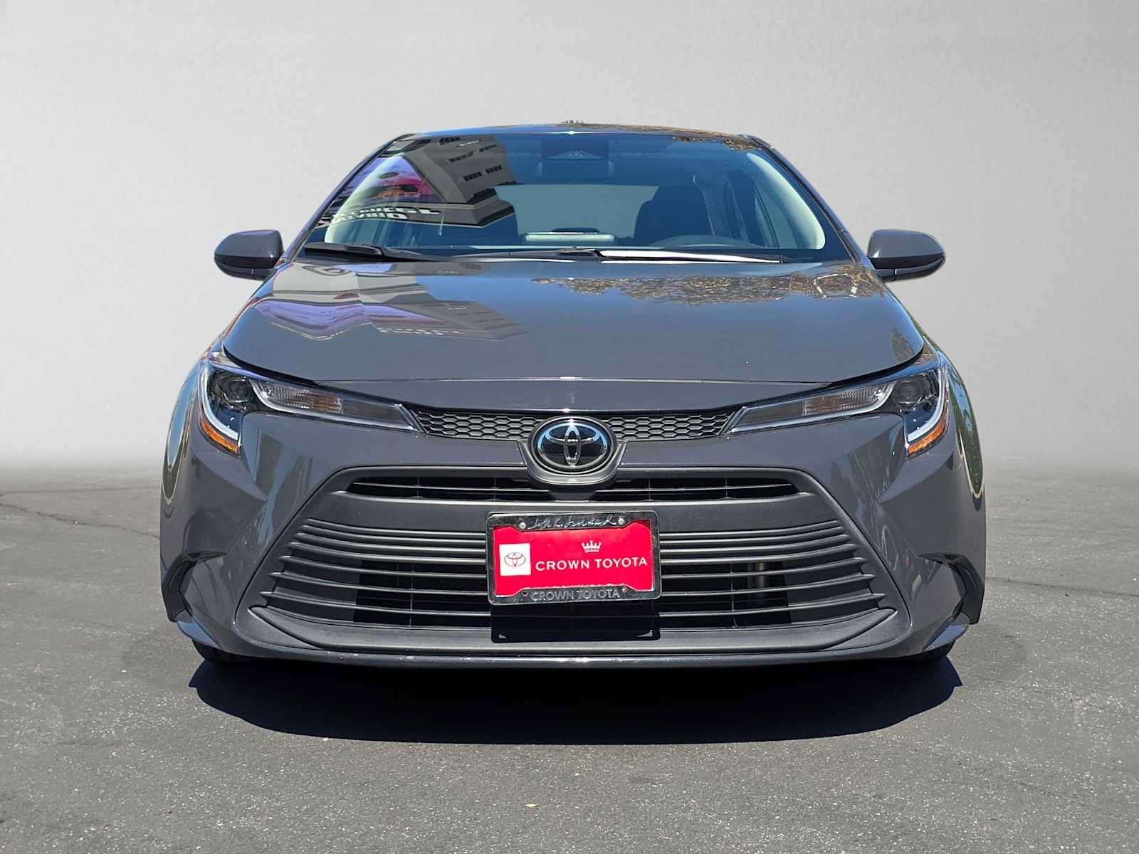 Used 2025 Toyota Corolla LE FWD image 8
