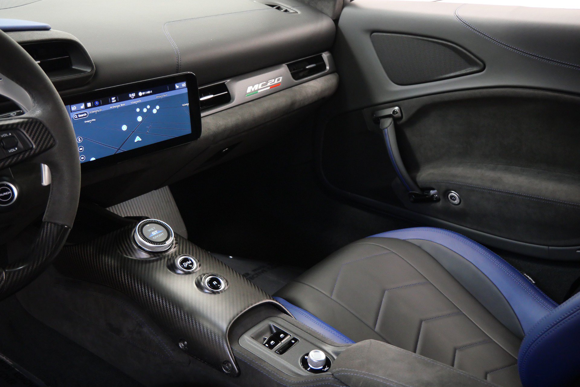 Used 2023 Maserati MC20 Coupe RWD image 16