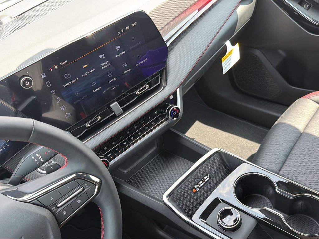 New 2026 Chevrolet Equinox RS w/ Convenience Package III FWD image 29