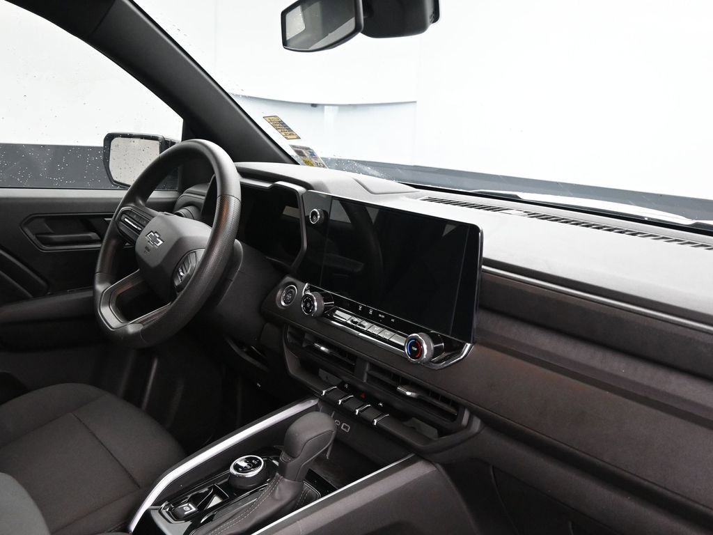 Used 2024 Chevrolet Colorado Trail Boss w/ Technology Package image 12