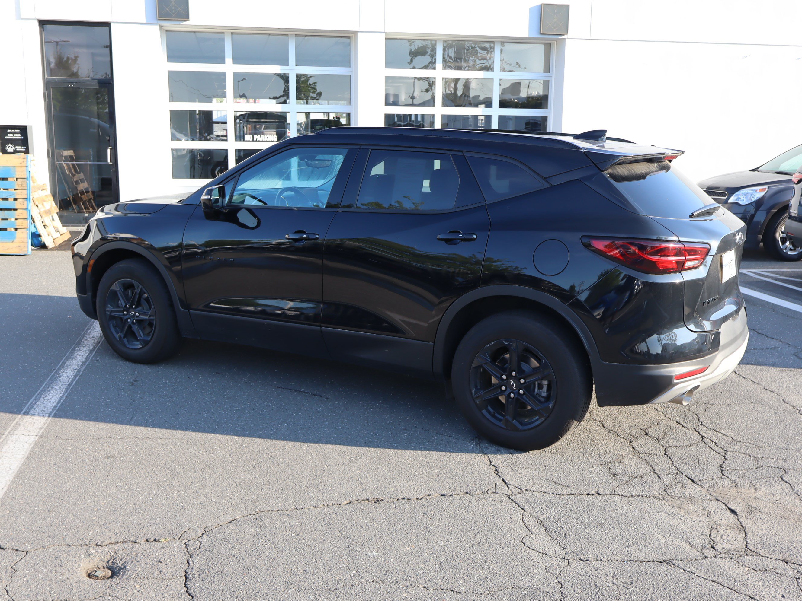 Used 2023 Chevrolet Blazer LT w/ Sound & Technology Package AWD/4WD image 19