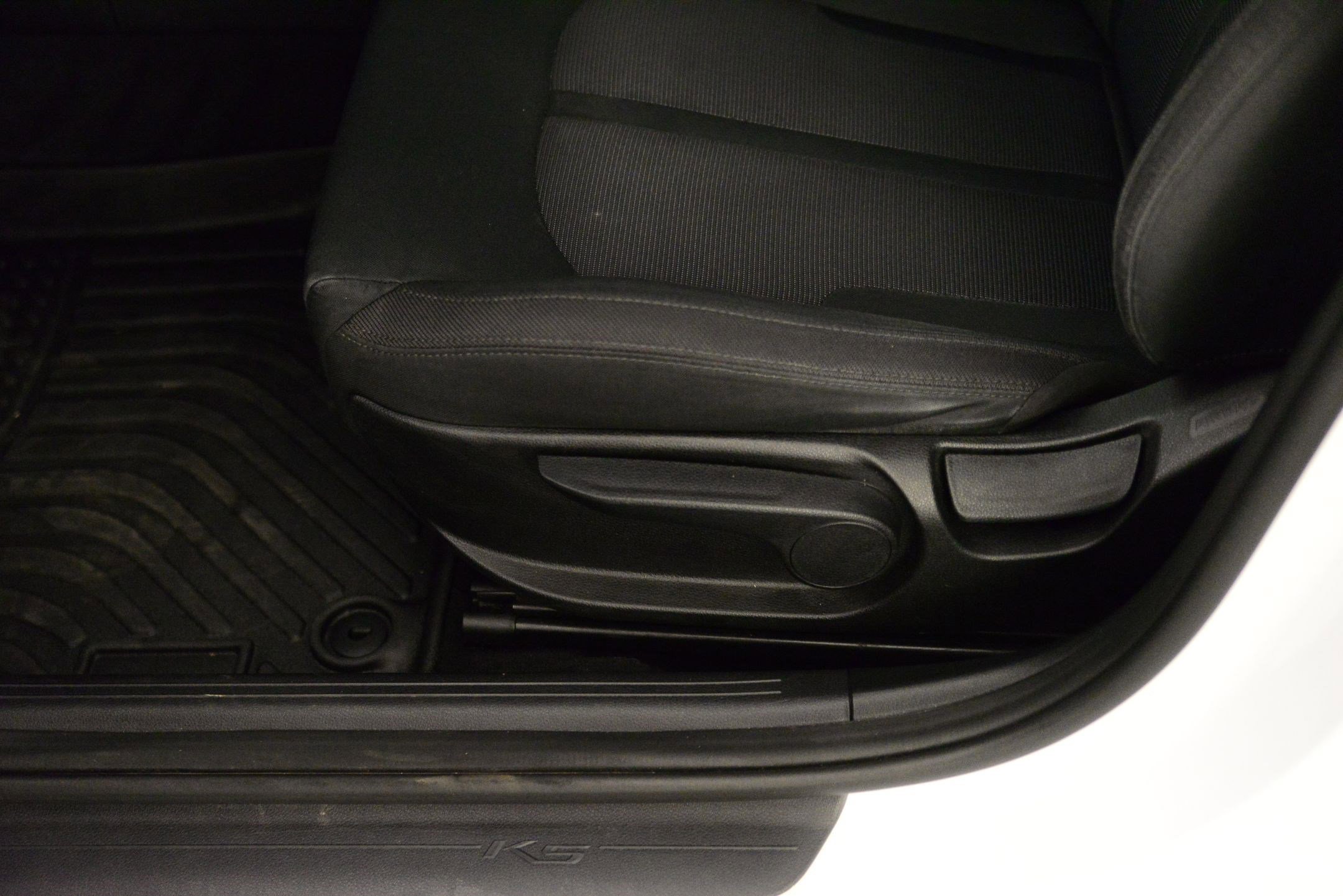 Used 2021 Kia K5 LXS image 24