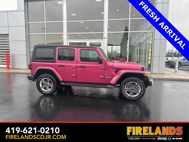 Used 2022 Jeep Wrangler Unlimited Sahara w/ Cold Weather Group image 23