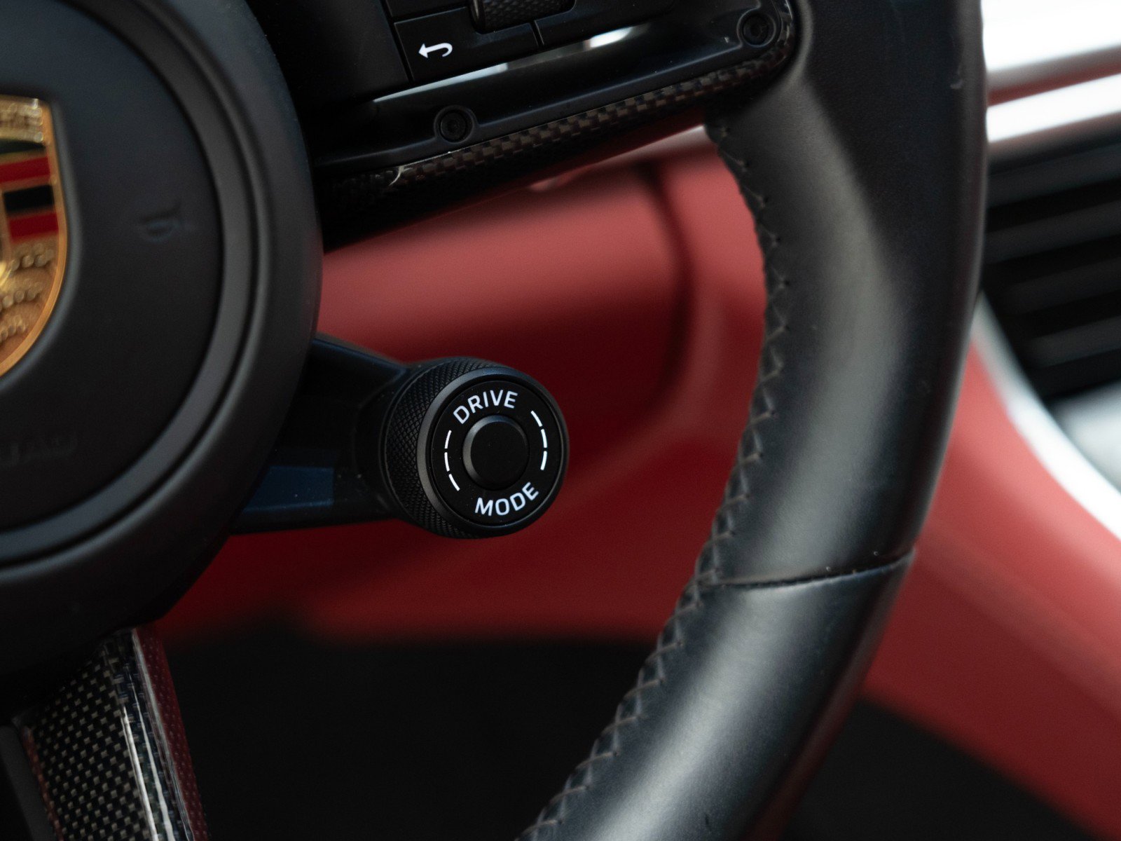 Certified 2023 Porsche Panamera GTS image 28