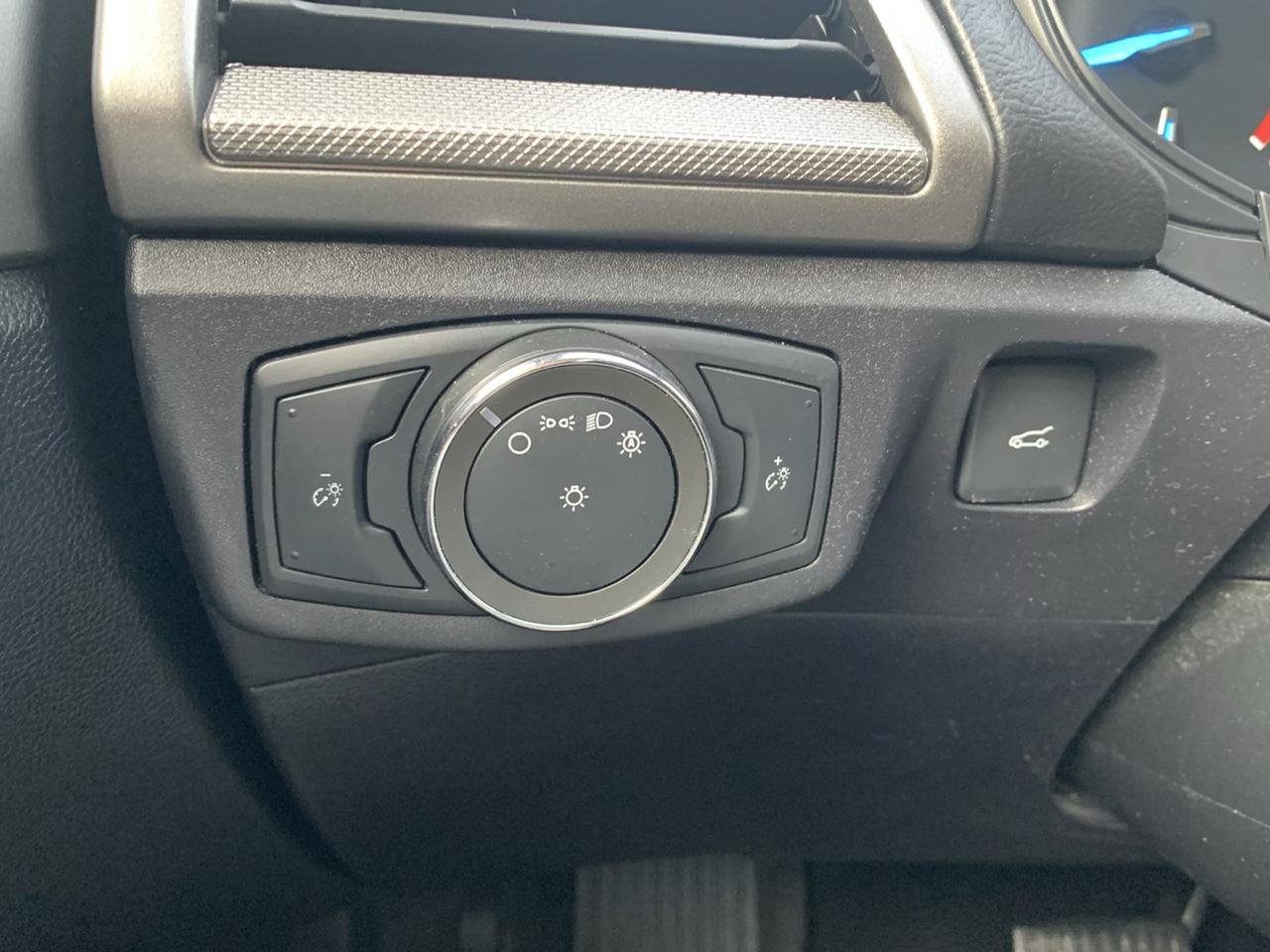 Used 2020 Ford Fusion S FWD image 18
