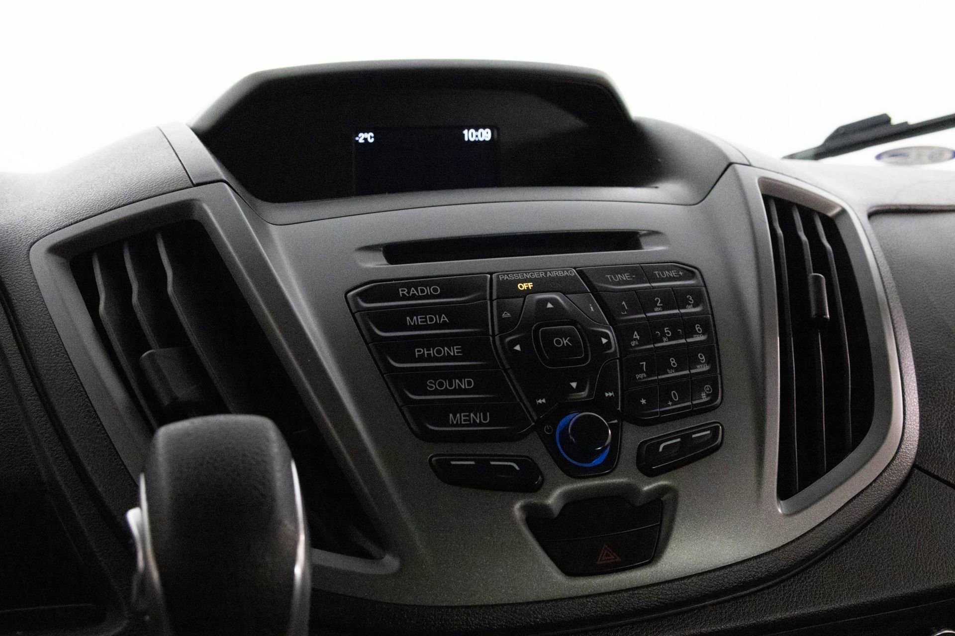 Used 2016 Ford Transit 250 130 Low Roof image 19