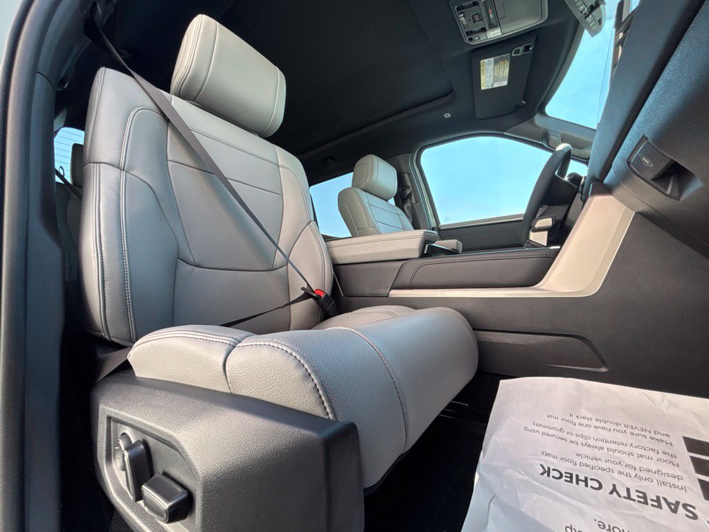 New 2026 Toyota Tundra Limited AWD/4WD image 28