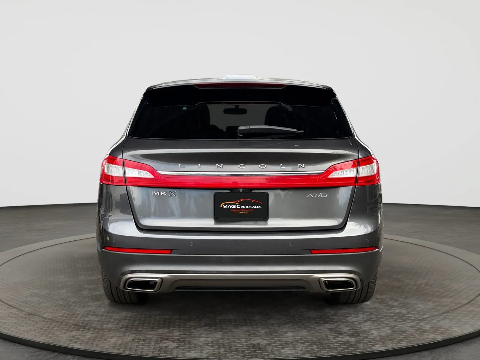 Used 2018 Lincoln MKX Reserve AWD/4WD image 9
